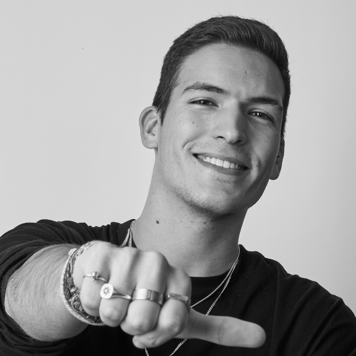  Adrián Cuevas